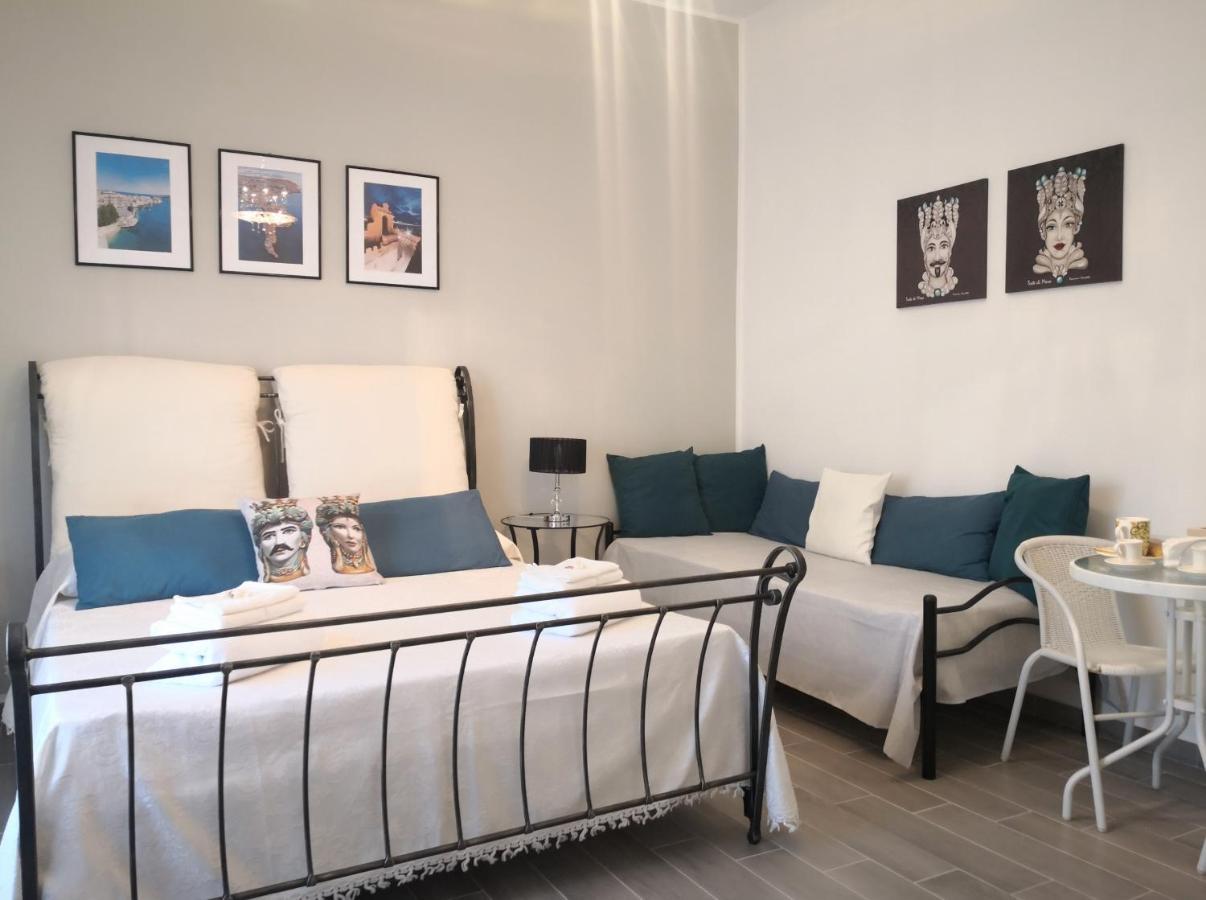 Casa La Morettina - Cortile Privato Interno * Syracuse